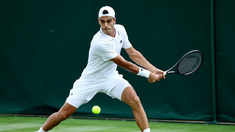 Otra derrota en Wimbledon y ya son 8 en primera ronda. Otra derrota en Wimbledon y ya son 8 en primera ronda.