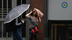 Las lluvias y tormentas pueden estar acompañadas por actividad eléctrica. Las lluvias y tormentas pueden estar acompañadas por actividad eléctrica.