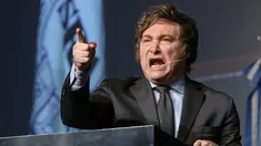 Milei continúa con la polémica en Twitter.