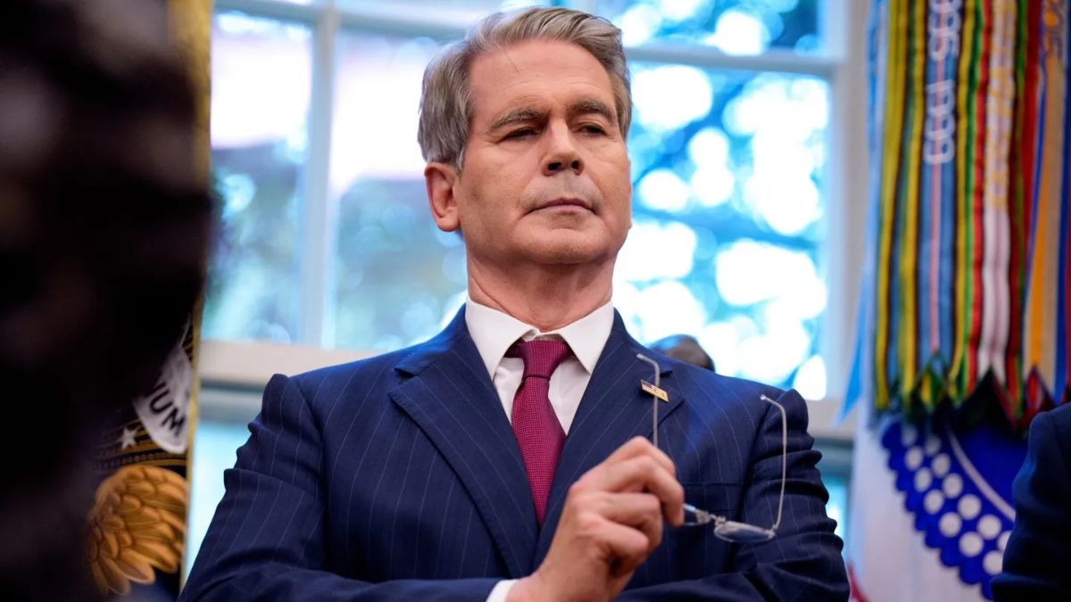 Scott Bessent confirmó que el Tesoro de EEUU volvió a comprar pesos y la ayuda podría alcanzar los u$s40.000 millones