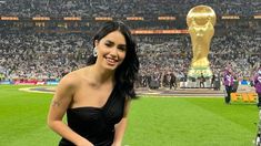 Lali Espósito no podrá repetir su trabajo de la final del Mundial. Lali Espósito no podrá repetir su trabajo de la final del Mundial.