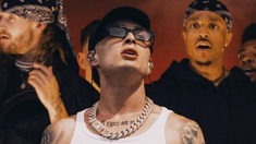 El mexicano se fracturó en su presentación en el festival de música Governors Ball en Nueva York. El mexicano se fracturó en su presentación en el festival de música Governors Ball en Nueva York.