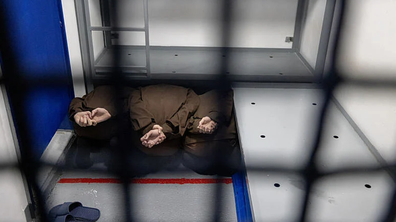 El acuerdo contempla que Israel liberará a 30 presos palestinos por cada rehén civil que entregue Hamás.