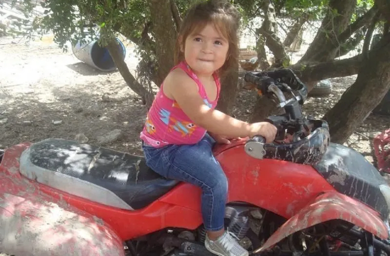 Mía Aguirre tenía tres años.
