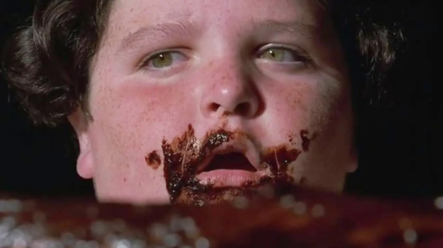La interpretación de Jimmy Karz, como Bruce en Matilda, quedó en la historia del cine.
