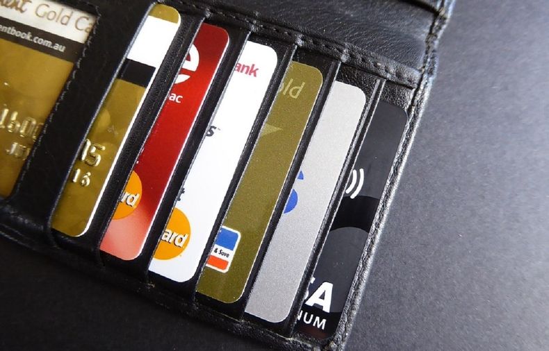 ARCA anunció un importante cambio para las compras con tarjetas de crédito en el exterior. 