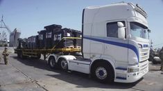 La ayuda humanitaria llega a Gaza. La ayuda humanitaria llega a Gaza.