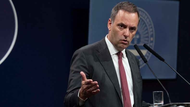 Manuel Adorni anunci&oacute; que el Gobierno eval&uacute;a declarar a la educaci&oacute;n como servicio esencial.