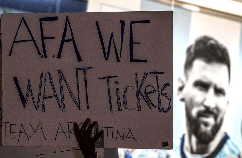 La reventa de entradas llega&nbsp; a los 6 mil dólares