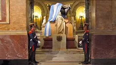 En otras regiones del mundo, su imagen fue replicada en esculturas que rinden homenaje a su legado. En otras regiones del mundo, su imagen fue replicada en esculturas que rinden homenaje a su legado.