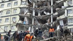 Murió una niña y 69 personas sufrieron heridas por un sismo en Turquía.