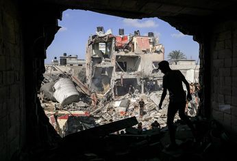 C5N | Ruinas de un bombardeo en la Franja de Gaza 09-11-23