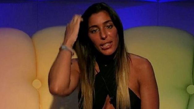 Catalina no pudo contener su preocupación tras el grito en su contra.