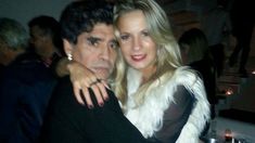 Diego Maradona se enfrentó con varios periodistas a la salida de un gimnasio Diego Maradona se enfrentó con varios periodistas a la salida de un gimnasio