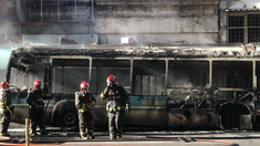 El momento del incendio quedó registrado en varios videos que se viralizaron en redes sociales.&nbsp;