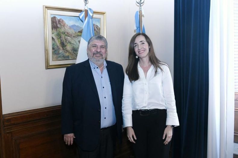 José Mayans llamó a tratar el DNU del Gobierno en el Senado.