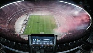 River estrenó las nuevas tribunas del Más Monumental, que aumentará la capacidad a 81 mil espectadores. River estrenó las nuevas tribunas del Más Monumental, que aumentará la capacidad a 81 mil espectadores.