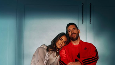 La influencer destacó a sus hijos como el centro de su existencia, asegurando que ser madre lo es todo para ella. La influencer destacó a sus hijos como el centro de su existencia, asegurando que ser madre lo es todo para ella.