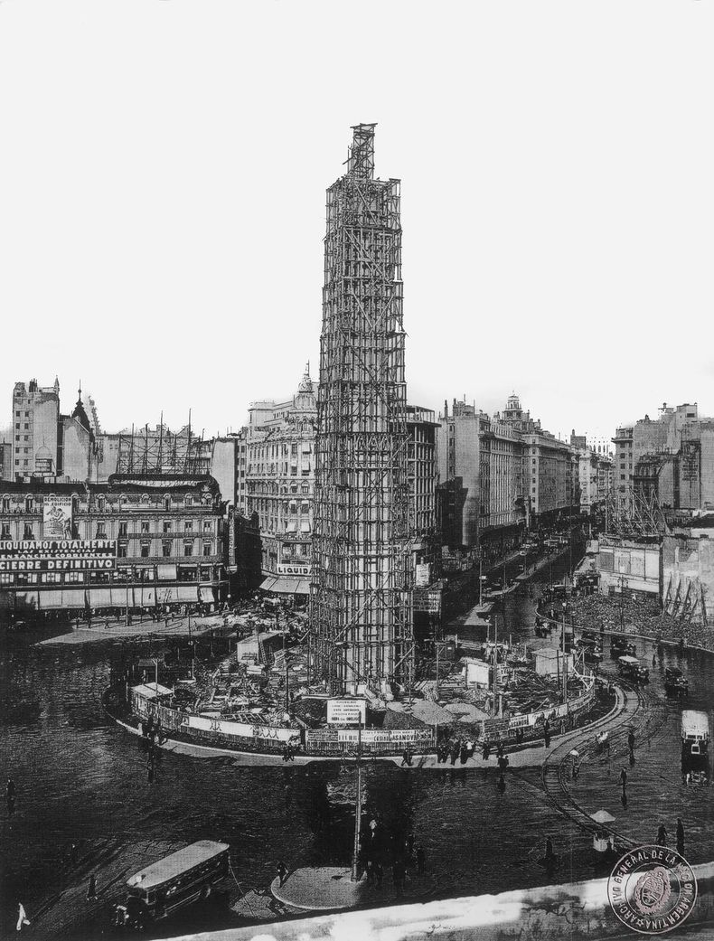 El Obelisco cumple 86 años: cómo era cuando se inauguró