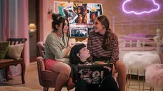 Netflix estrenó la segunda temporada de Escuela para señoritas Al Rawabi, la serie que refleja un drama social