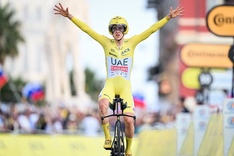 Tadej Pogacar ganó su tercer Tour de Francia.