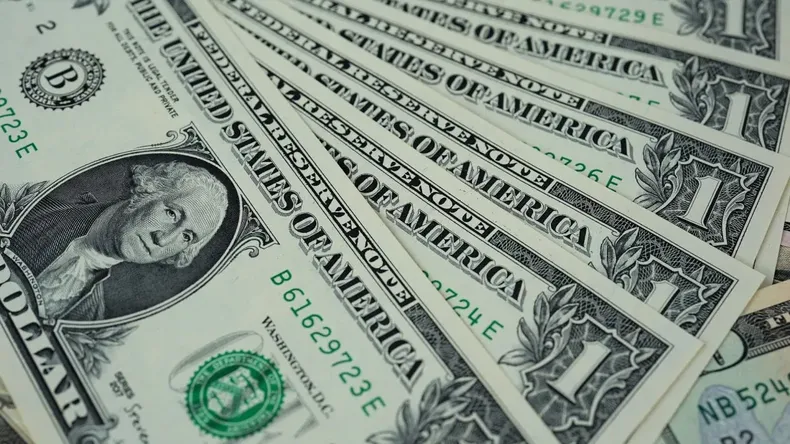 El dólar blue encontró una nueva estabilidad en torno a los $470.