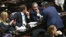 La oposición dialoguista acordó con Unión por la Patria.