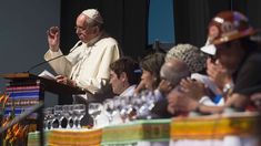 El Papa se reunirá con Juan Grabois, organizaciones sociales y sindicatos. El Papa se reunirá con Juan Grabois, organizaciones sociales y sindicatos.