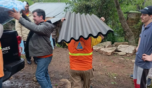 Más de cien familias fueron asistidas tras el temporal en Misiones.