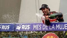 El festejo de Manuel Urcera tras ganar en el TC.