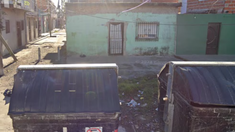 Asesinaron a una mujer en la puerta de su casa en Avellaneda. Asesinaron a una mujer en la puerta de su casa en Avellaneda.