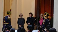 Mientras el Congreso debate sus vetos y decretos, Javier Milei se refugia en la ópera en Casa Rosada