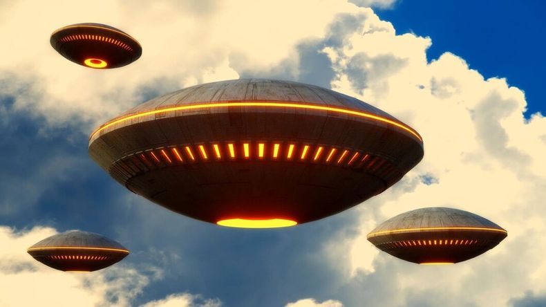 Una terrorífica invasión de Ovnis se pudo ver en los cielos de Santiago del Estero