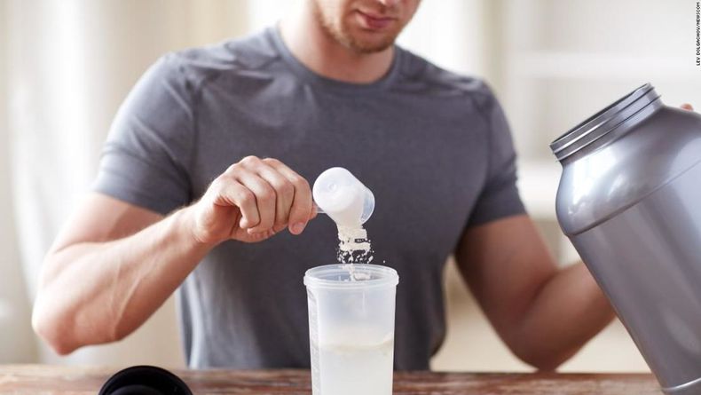 Los batidos y barritas proteicas son mejores después del entrenamiento, no antes.