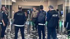 En un operativo detectaron a 176 empresas que hicieron importaciones truchas. En un operativo detectaron a 176 empresas que hicieron importaciones truchas.