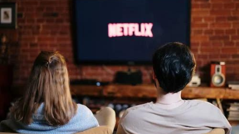 Úrsula Corberó y Kevin Hart encabezan esta nueva banda de atracadores en Netflix en un robo digno de film de Misión imposible