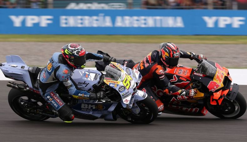 La lucha entre Fermín Aldeguer y Maverick Viñales en Santiago del Estero, la última vez que el MotoGP visitó Argentina.